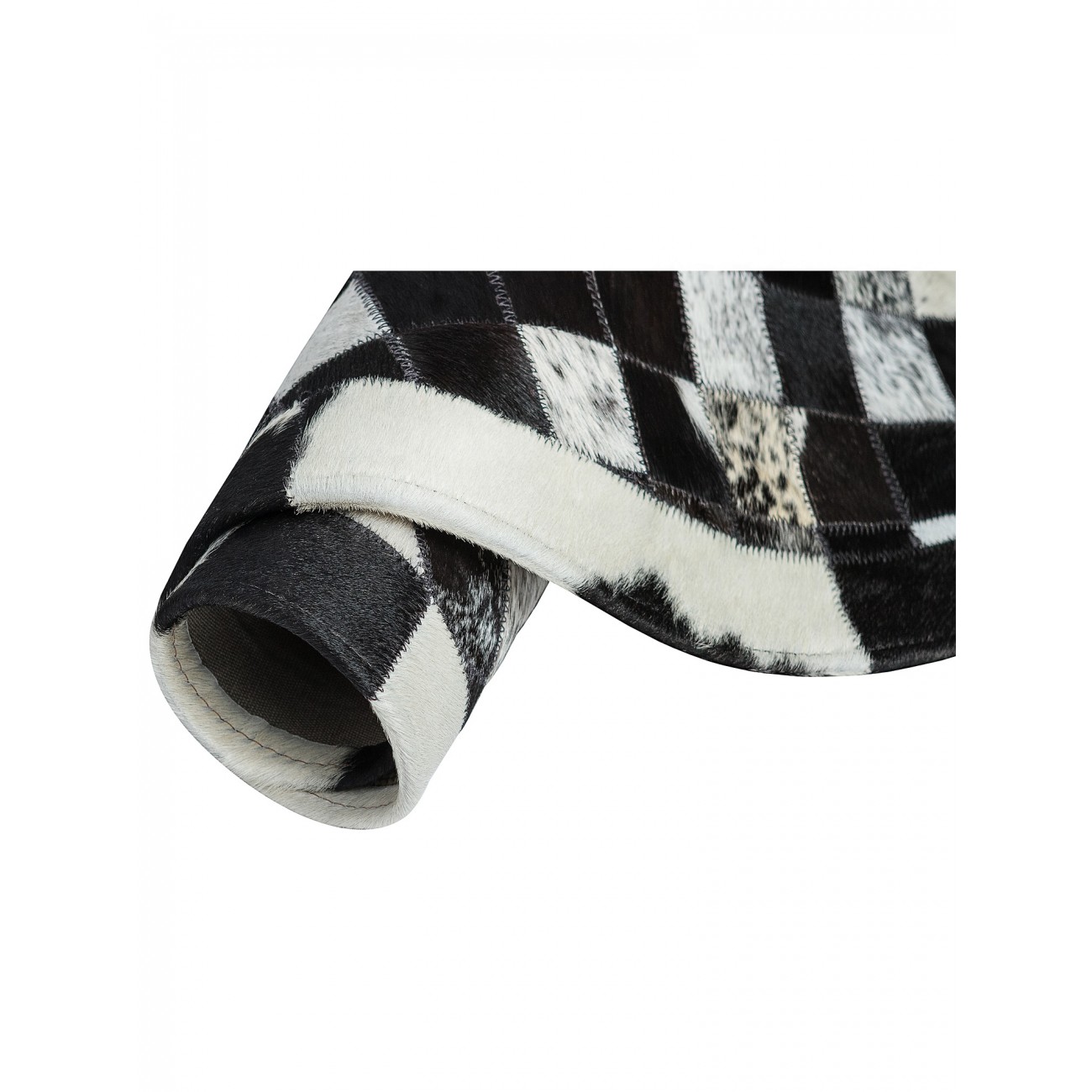 Tapete Couro Preto e Branco Malhado com Borda (5x5) - Personalizável