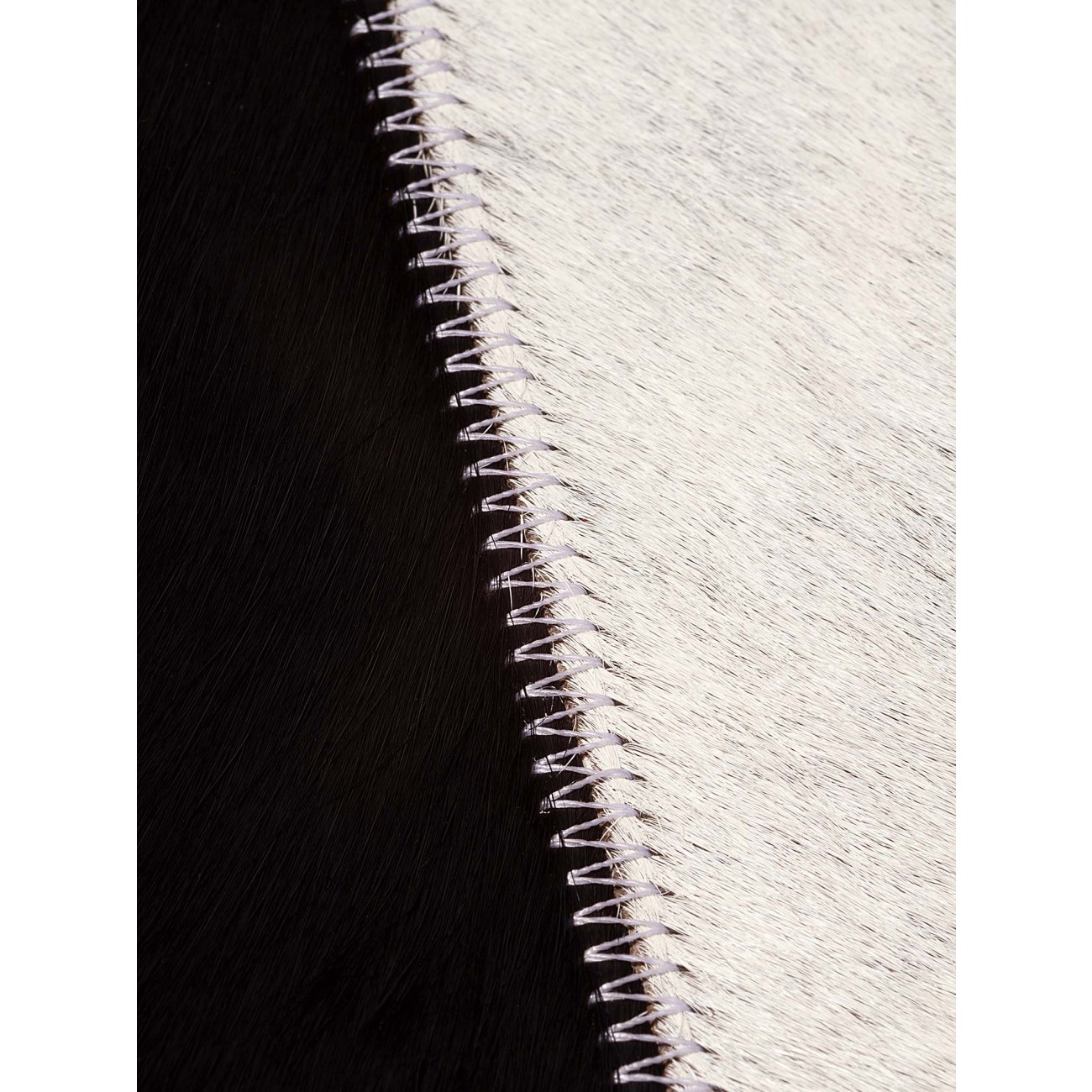 Tapete Couro Loire H Off-White Redondo - Personalizável