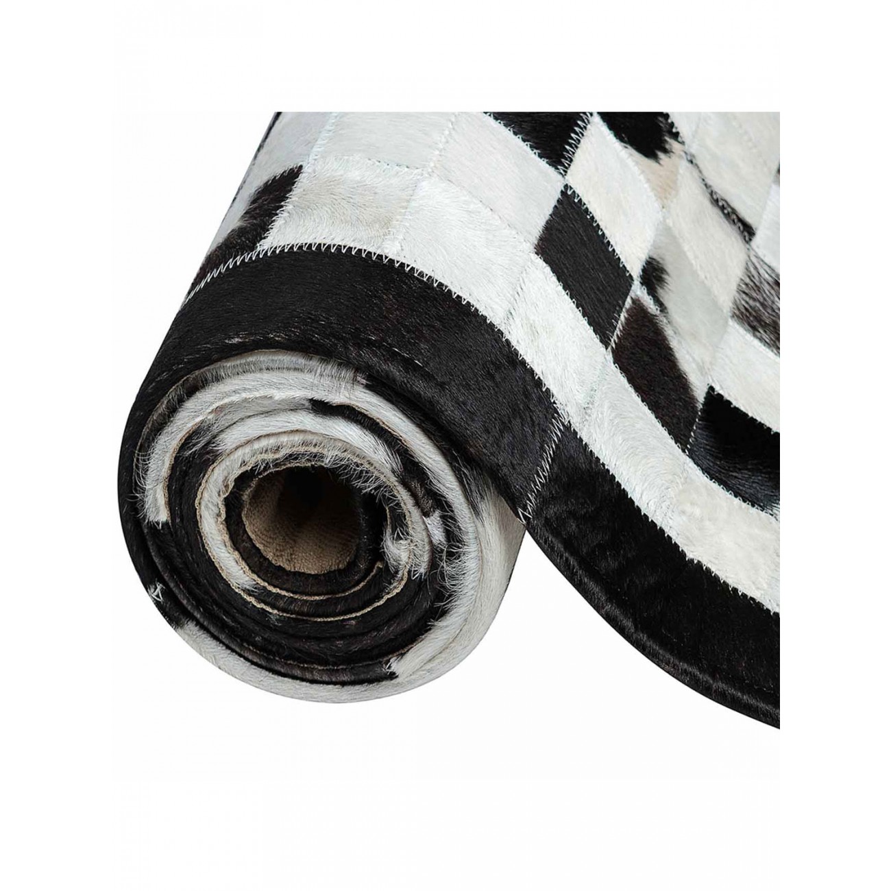 Tapete Couro Preto e Branco Malhado com Borda (5x5)