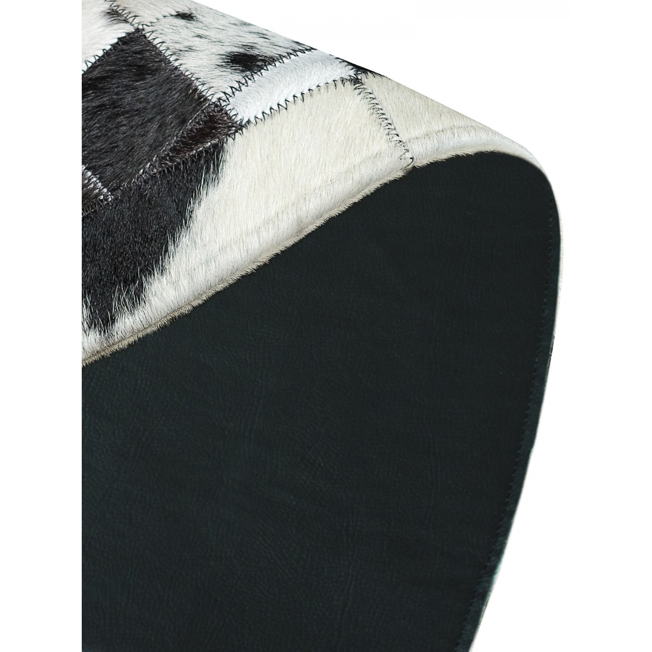 Tapete Couro Preto e Branco Malhado com Borda (5x5) - Personalizável