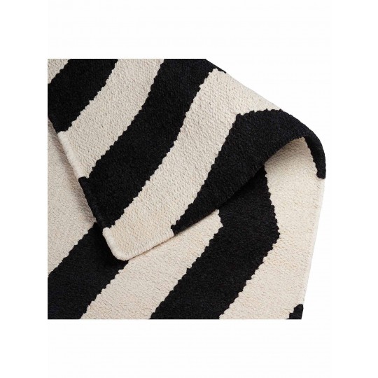 Tapete Tear Chevron Preto e Cru